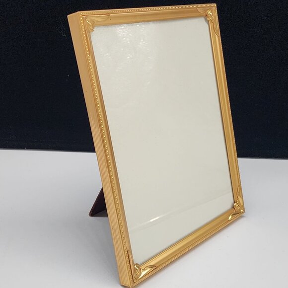 Gold-Toned Decorative Picture Frame With Ornate Corners & Velvet Backing 8X10 VT - Picture 1 of 9